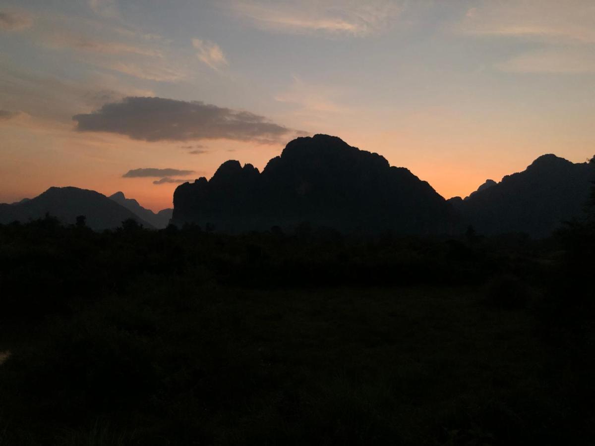 Jungle Paradise Vangvieng - Bungalows Vang Vieng Extérieur photo