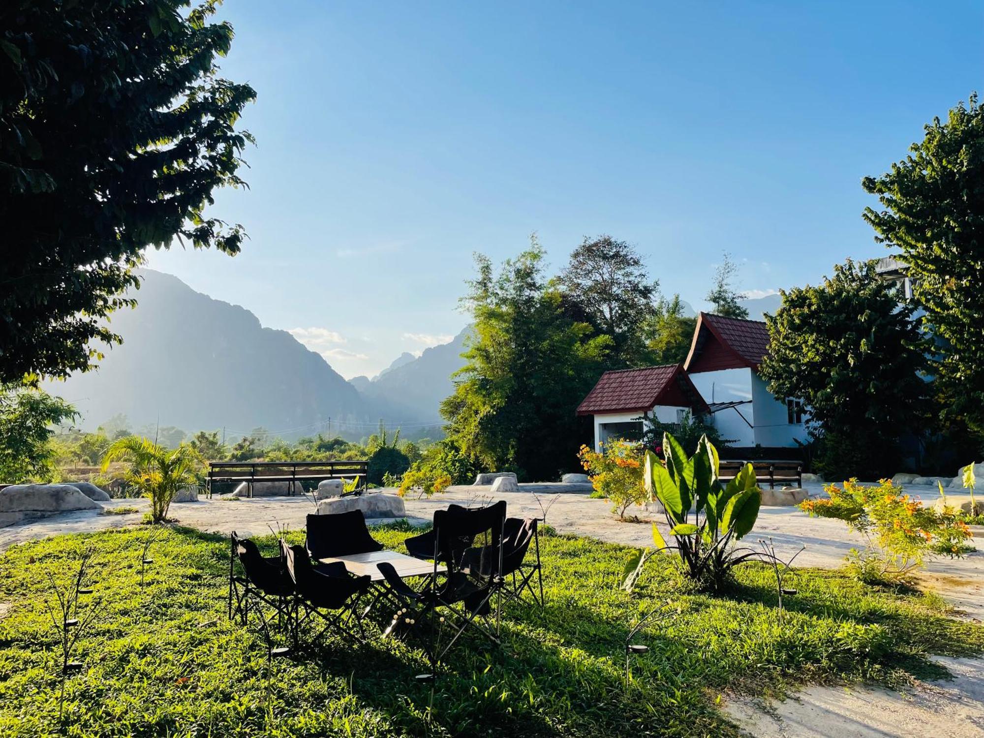 Jungle Paradise Vangvieng - Bungalows Vang Vieng Extérieur photo