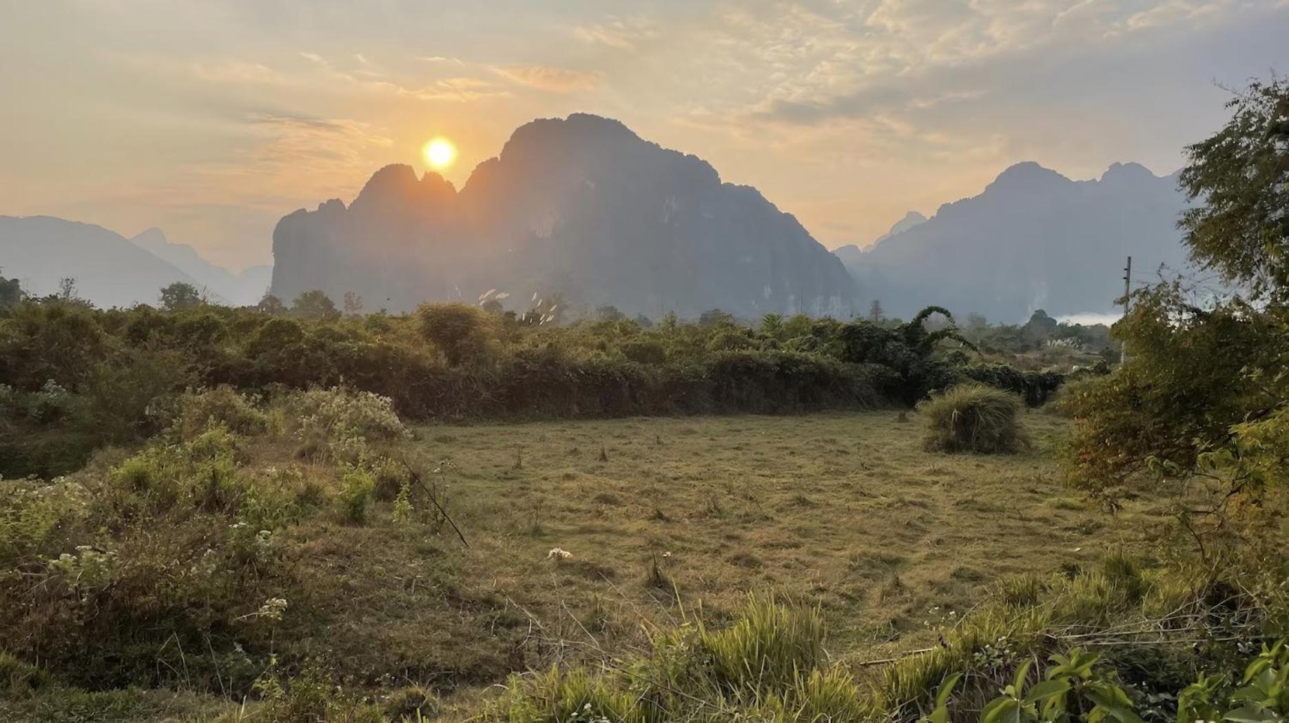 Jungle Paradise Vangvieng - Bungalows Vang Vieng Extérieur photo